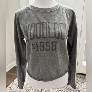 Woodloch Soft Gray Crewneck Sweatshirt - Women’s Small